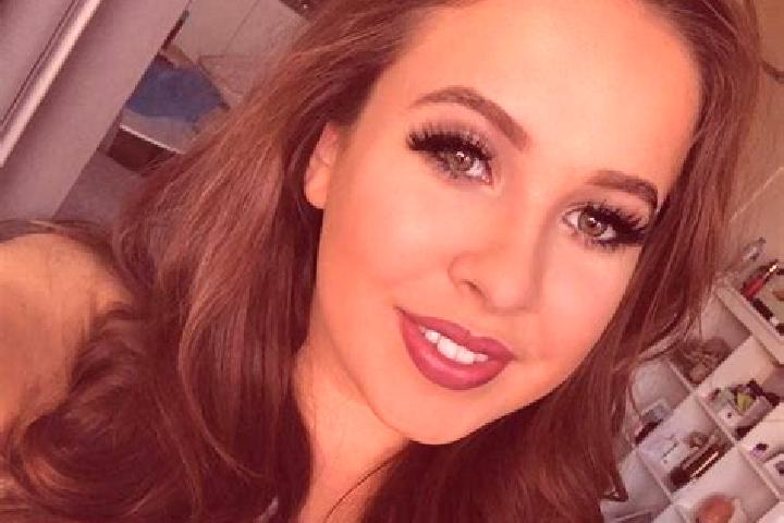 Lily, 21, a auburn grey-eyed middle eastern companion based in Donghenan. Offering Overnight, Fetish, A-Level, BDSM, Travel Companion. Available for incall a...
