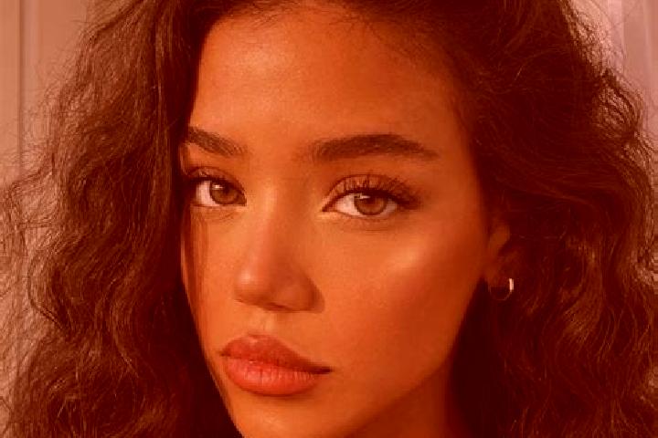 Lily, 21, a black brown-eyed middle eastern companion based in Fortaleny. Offering OWO, Tantra, Domination, CIM. Available for incall and outcall, day and ev...