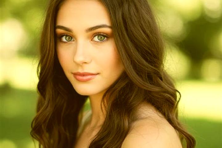 Lily, 21, a black hazel-eyed slavic companion based in Gourbeyre. Offering GFE, OWO, Overnight. Available for incall and outcall, day and evening dates.