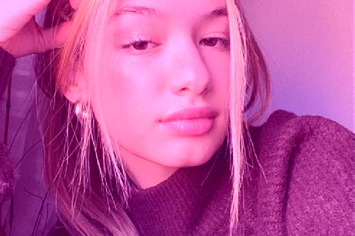 Lily, 21, a blonde brown-eyed caucasian companion based in Goeynuekoeren. Offering Couples, Duos, Girlfriend Experience, Tantra, Striptease. Available for in...