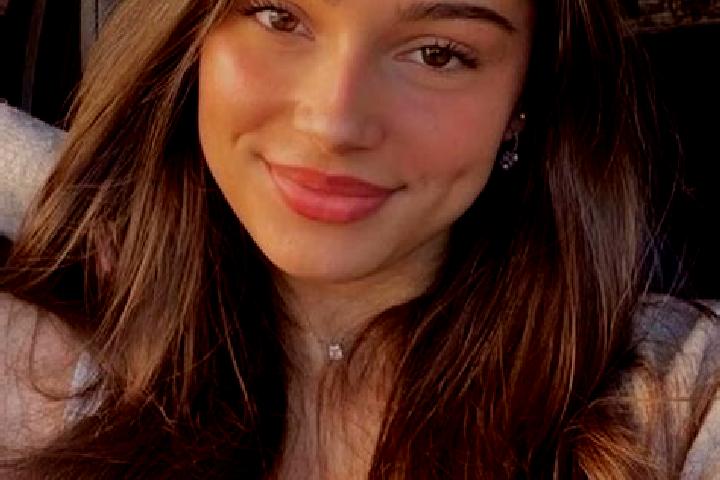 Lily, 21, a chestnut hazel-eyed european companion based in Las Jarretaderas. Offering Prostate Massage, OWO, Girlfriend Experience, Travel Companion. Availa...
