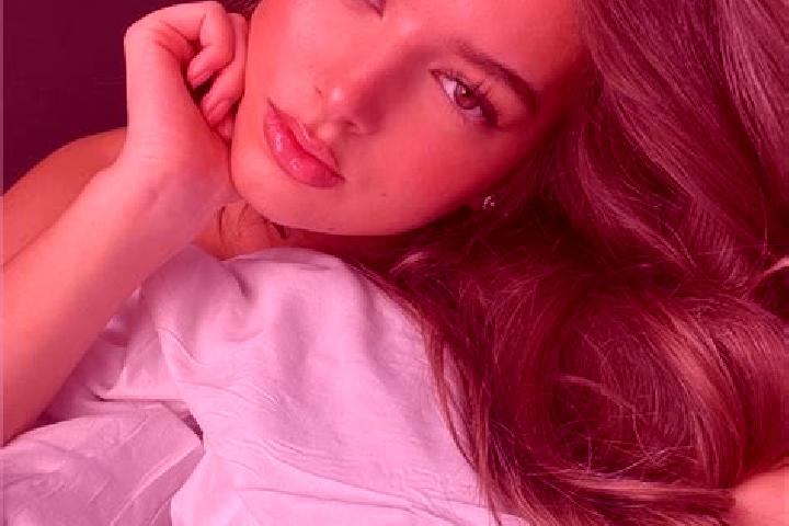Lily, 21, a chestnut hazel-eyed slavic companion based in Tugu Hilir. Offering Deep French Kissing, CIM. Available for incall and outcall, day and evening da...