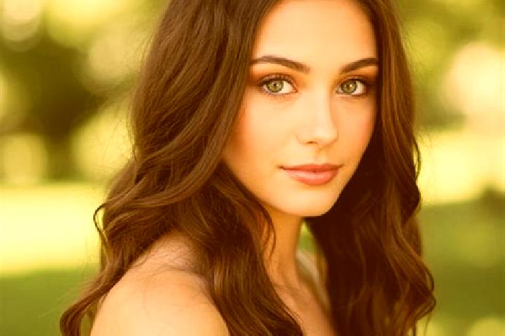 Lily, 21, a dark blonde hazel-eyed european companion based in Alattyan. Offering Girlfriend Experience, Erotic Massage, Dinner Date. Available for incall an...