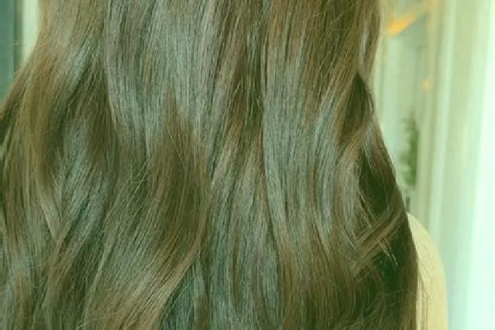 Lily, 21, a red brown-eyed middle eastern companion based in Gohondo. Offering OWO, Fetish, BDSM, Striptease. Available for incall and outcall, day and eveni...