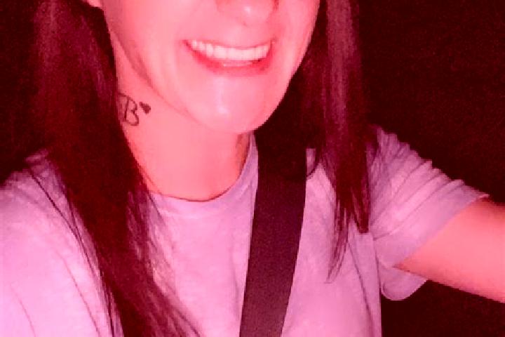 Lily, 21 — Escort in Oakwood Hills, United States
