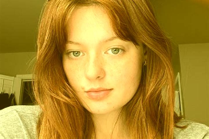 Lily, 22, a red hazel-eyed caucasian companion based in Igarassu. Offering OWO, Dinner Date, CIM. Available for incall and outcall, day and evening dates.