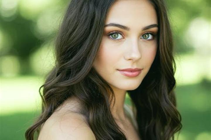 Lily, 22, a red hazel-eyed caucasian companion based in Sugeldi. Offering Deep French Kissing, Overnight, Dinner Date. Available for incall and outcall, day ...