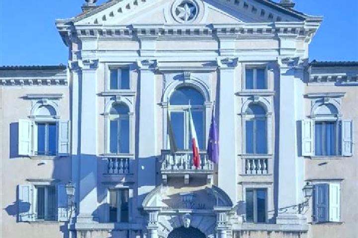 Lily, 22 — Escort in Gradisca d Isonzo, Italy
