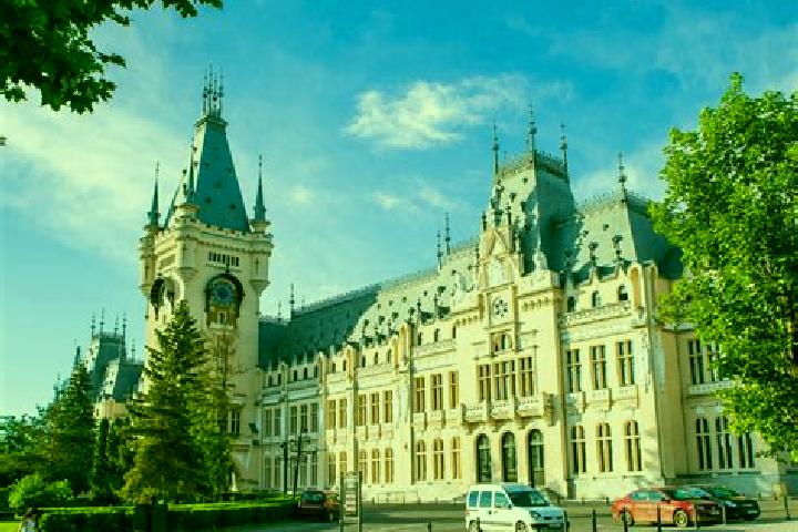 Lily, 22 — Escort in Halmeag, Romania