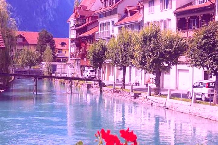 Lily, 22 — Escort in Schottikon, Switzerland