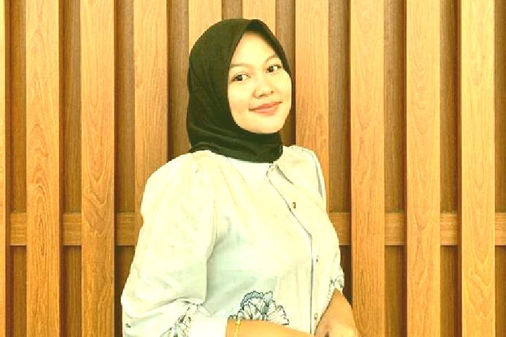 Lily, 22 — Escort in Ujung Gading, Indonesia