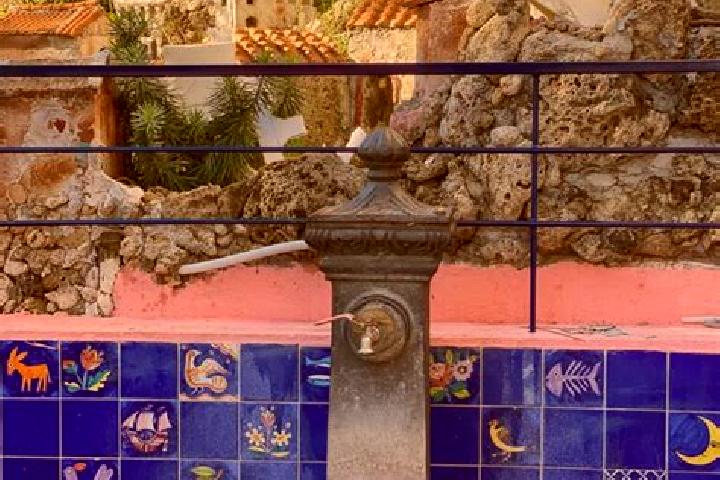Lily, 22 — Escort in Vietri sul Mare, Italy
