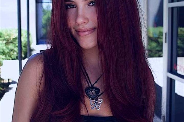 Lily, 23, a auburn dark-eyed european companion based in Moncao. Offering Striptease, BDSM. Available for incall and outcall, day and evening dates.