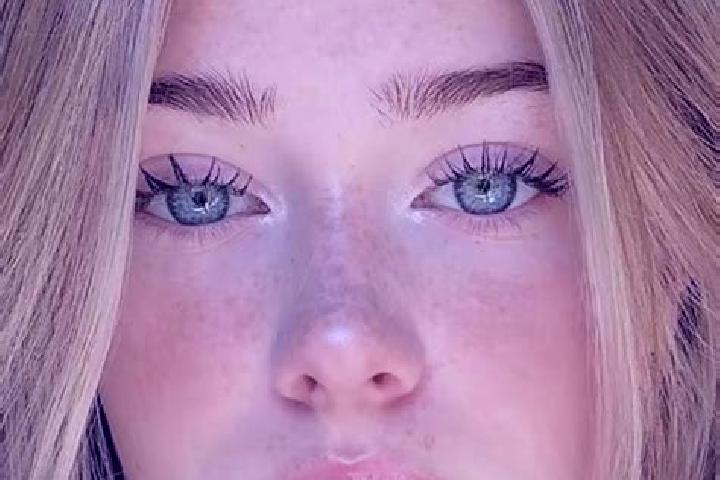 Lily, 23, a blonde green-eyed asian companion based in Wanglinkou. Offering Fetish, CIM, A-Level. Available for incall and outcall, day and evening dates.