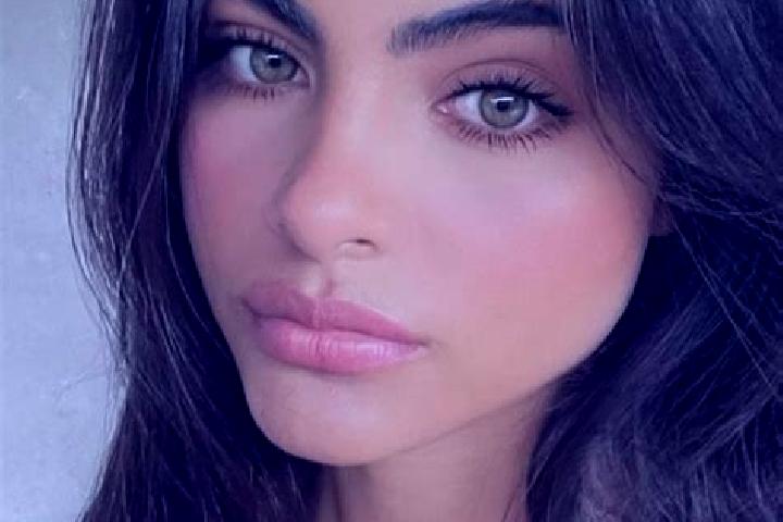 Lily, 23, a brunette dark-eyed middle eastern companion based in Alto Bonito. Offering Girlfriend Experience, Roleplay, Fetish, BDSM. Available for incall an...
