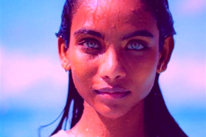 Lily, 23, a chestnut blue-eyed indian companion based in Shalakusha. Offering Massage, GFE. Available for incall and outcall, day and evening dates.