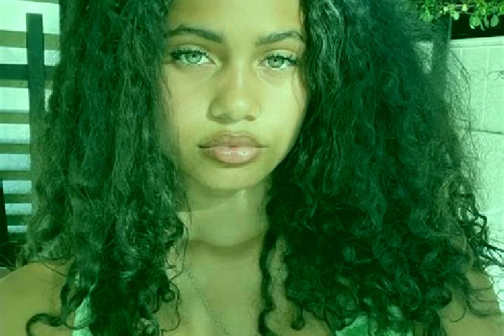 Lily, 23, a chestnut green-eyed mixed companion based in Watuweri. Offering Erotic Massage, Massage, Duos. Available for incall and outcall, overnight bookin...