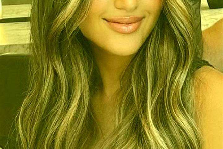Lily, 23, a dark blonde brown-eyed european companion based in Souvigny. Offering Dinner Date, Overnight, A-Level. Available for incall and outcall, overnigh...