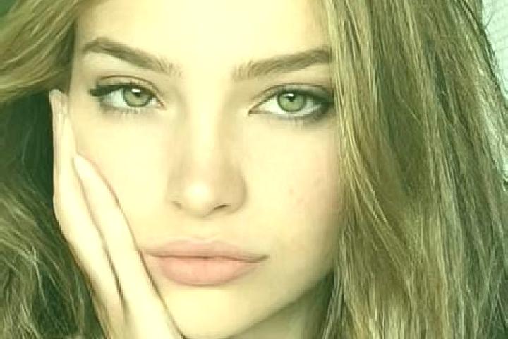 Lily, 23, a dark blonde hazel-eyed mediterranean companion based in Basankusu. Offering Domination, Travel Companion, Erotic Massage, Striptease. Available f...