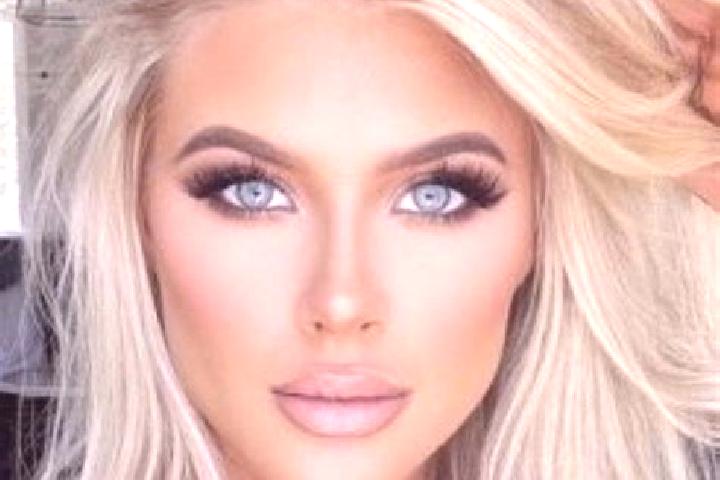 Lily, 23, a platinum blonde brown-eyed middle eastern companion based in Berrocal. Offering GFE, Overnight, Deep French Kissing, Party Girl. Available for in...