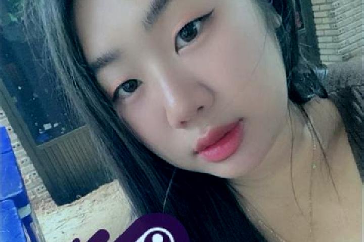 Lily, 23 — Escort in At Samat, Thailand