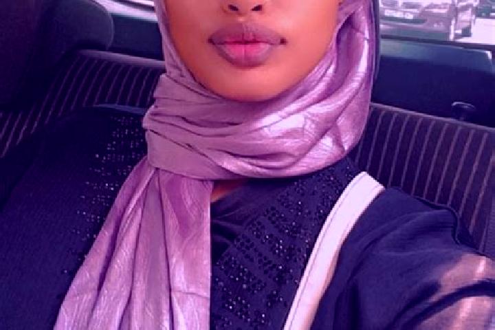 Lily, 23 — Escort in Rahimah, Saudi Arabia