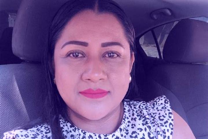 Lily, 23 — Escort in Santiago Conguripo, Mexico