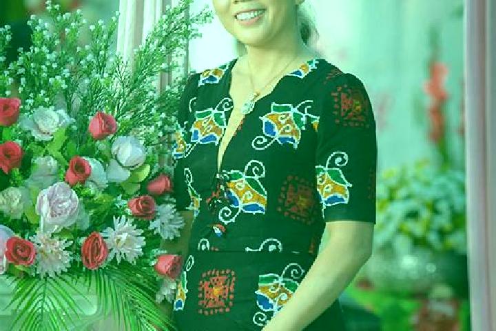 Lily, 23 — Escort in Shwegu, Myanmar