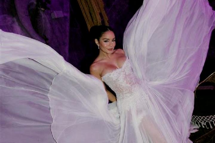 Lily, 23 — Escort in Wang Thong, Thailand