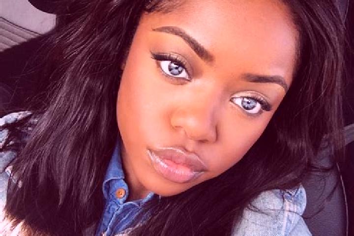 Lily, 24, a black blue-eyed ebony companion based in Simod. Offering Roleplay, Couples, 69, Fetish. Available for incall and outcall, day and evening dates.