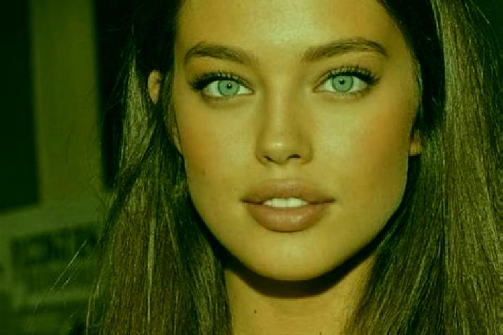 Lily, 24, a chestnut blue-eyed latina companion based in Riec-sur-Belon. Offering A-Level, Party Girl. Available for incall and outcall, overnight bookings a...