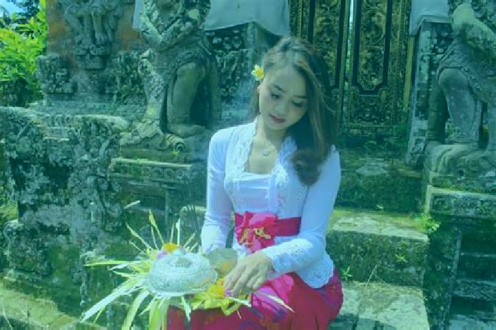 Lily, 24 — Escort in Banjar Pempatan, Indonesia