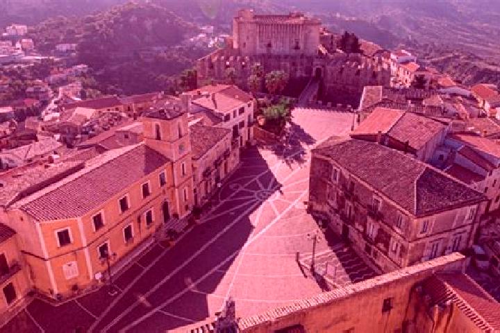 Lily, 24 — Escort in San Mauro Marchesato, Italy