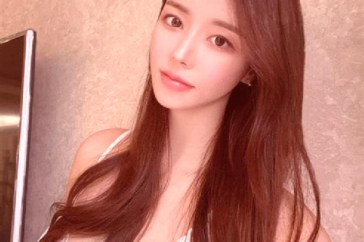 Lily, 24 — Escort in Sandolandia, Brazil