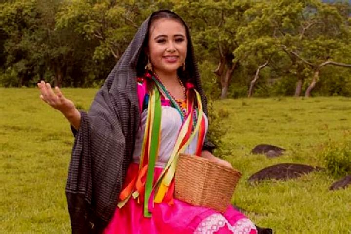 Lily, 24 — Escort in Tehuetlan, Mexico
