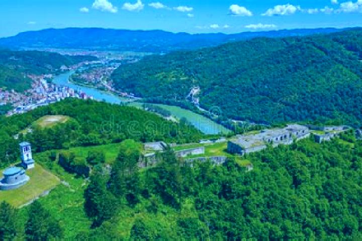 Lily, 24 — Escort in Zvornik, Bosnia and Herzegovina