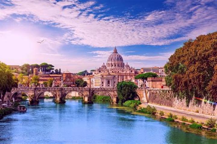 Lily, 25 — Escort in Cantalupa, Italy