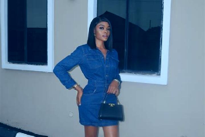 Lily, 25 — Escort in Imeko, Nigeria