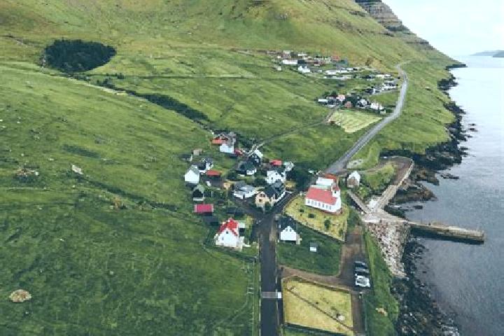 Lily, 25 — Escort in Kunoy, Faroe Islands