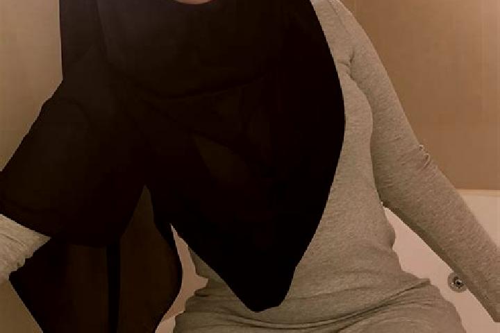 Lily, 25 — Escort in Matwah, Yemen