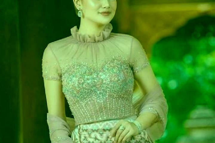Lily, 25 — Escort in Myo Thit Ka, Myanmar