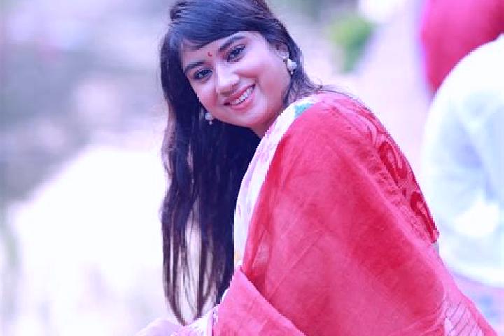 Lily, 25 — Escort in Patiya, Bangladesh