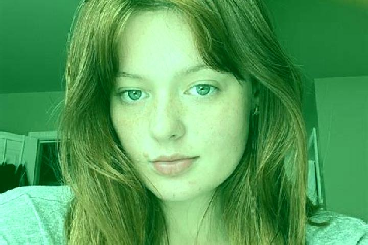 Lily, 26, a auburn brown-eyed caucasian companion based in Wendo. Offering Couples, Duos, Girlfriend Experience, Massage. Available for incall and outcall, d...