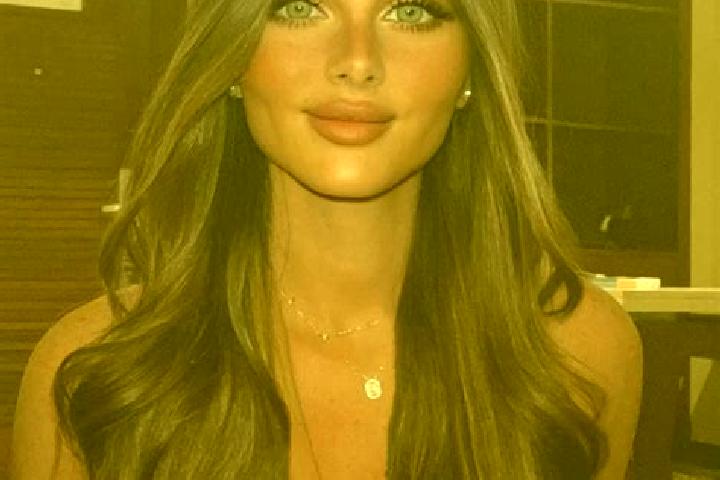Lily, 26, a brunette dark-eyed ebony companion based in Santervas de Campos. Offering Massage, Dinner Date, Girlfriend Experience, Couples. Available for inc...