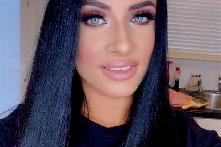 Lily, 26, a brunette dark-eyed slavic companion based in Sehit Nusretbey. Offering OWO, Girlfriend Experience, 69, GFE, Erotic Massage. Available for incall ...