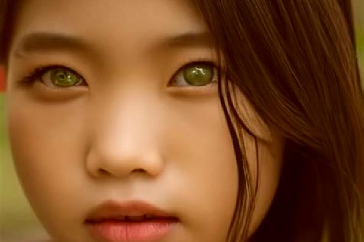Lily, 26, a brunette green-eyed asian companion based in Penafiel. Offering Striptease, Tantra, Deep French Kissing, OWO. Available for incall and outcall, d...