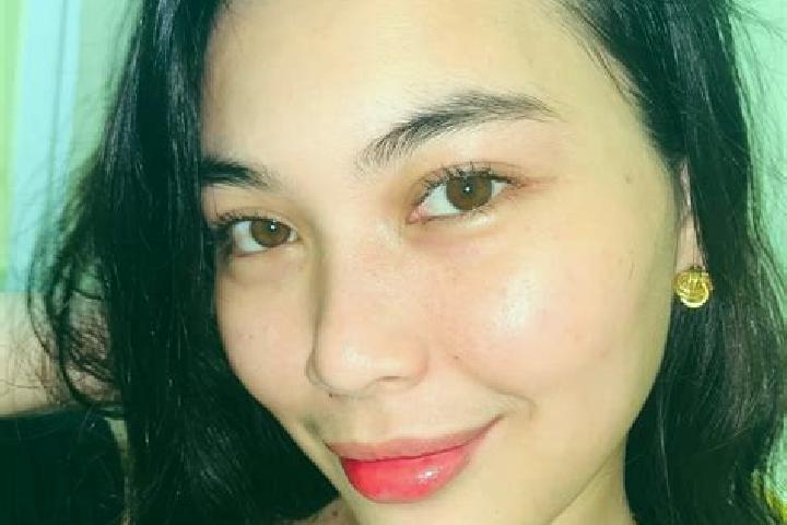 Lily, 26 — Escort in Bonawon, Philippines