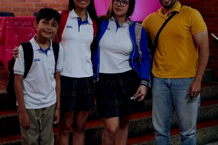 Lily, 26 — Escort in El Colegio, Colombia