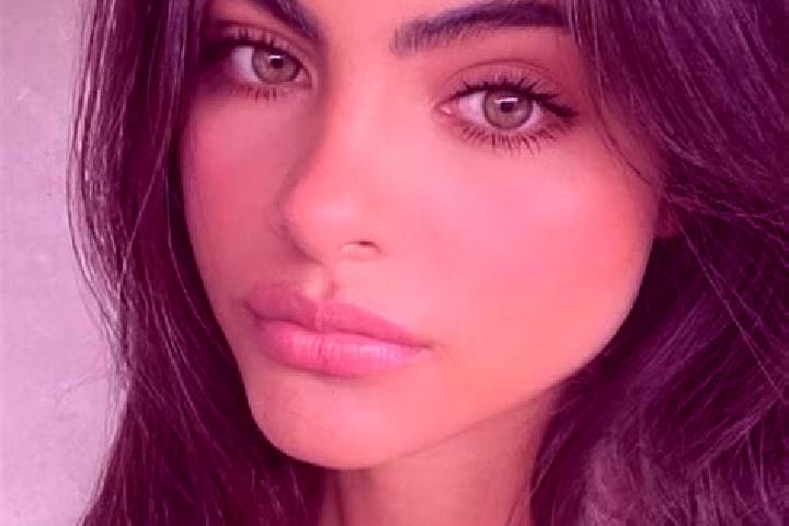 Lily, 27, a brunette dark-eyed latina companion based in Meleuz. Offering Party Girl, GFE, Massage, Couples. Available for incall and outcall, day and evenin...