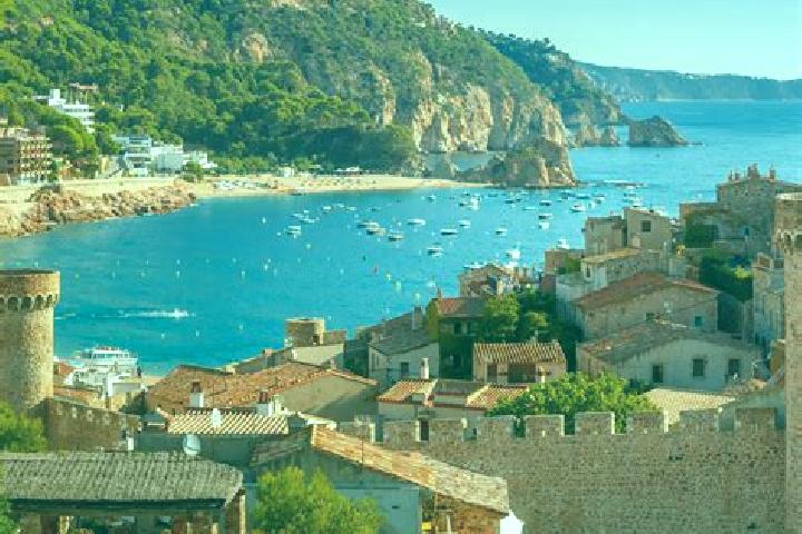 Lily, 27 — Escort in Campolara, Spain